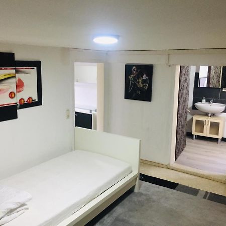 Monteurwohnung, 2 Zimmer, Kueche,Bad Staufenberg  Dış mekan fotoğraf