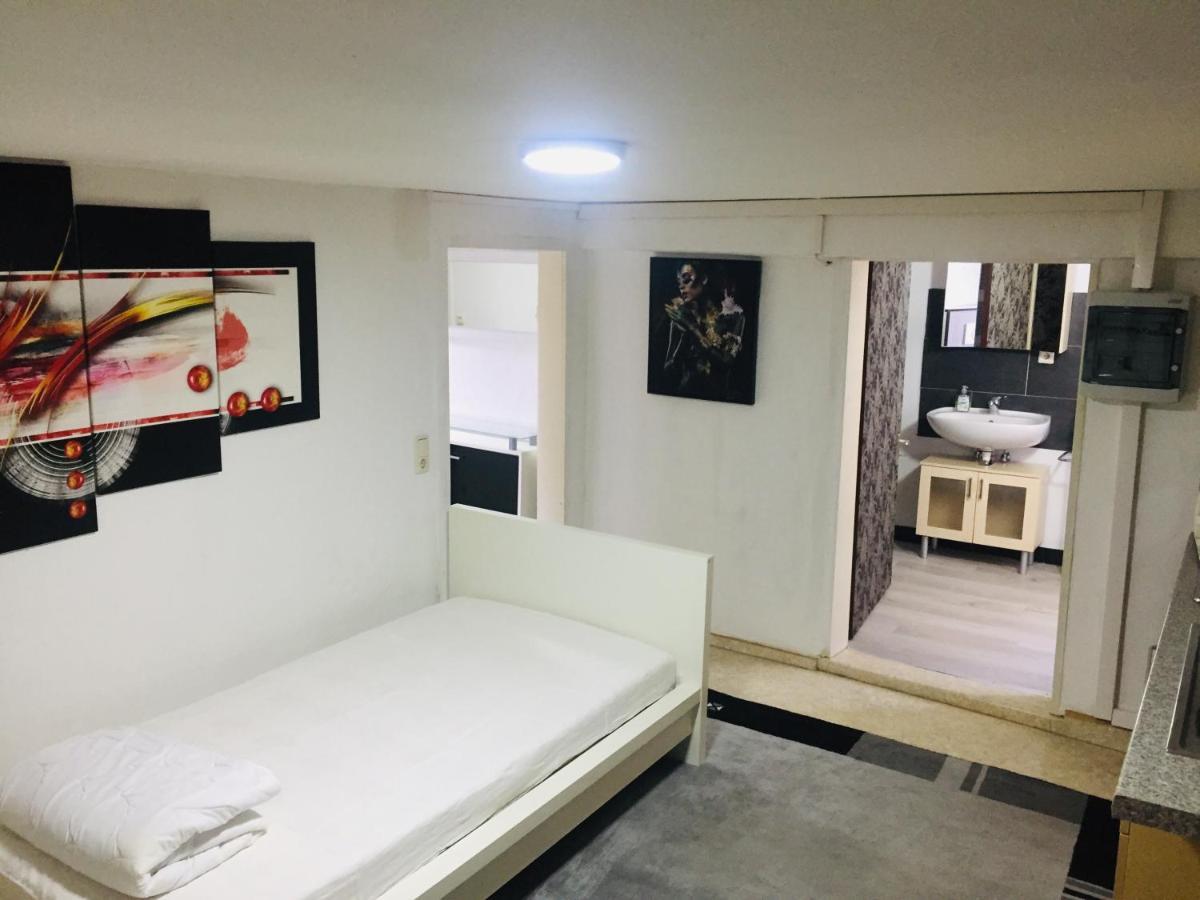 Monteurwohnung, 2 Zimmer, Kueche,Bad Staufenberg  Dış mekan fotoğraf