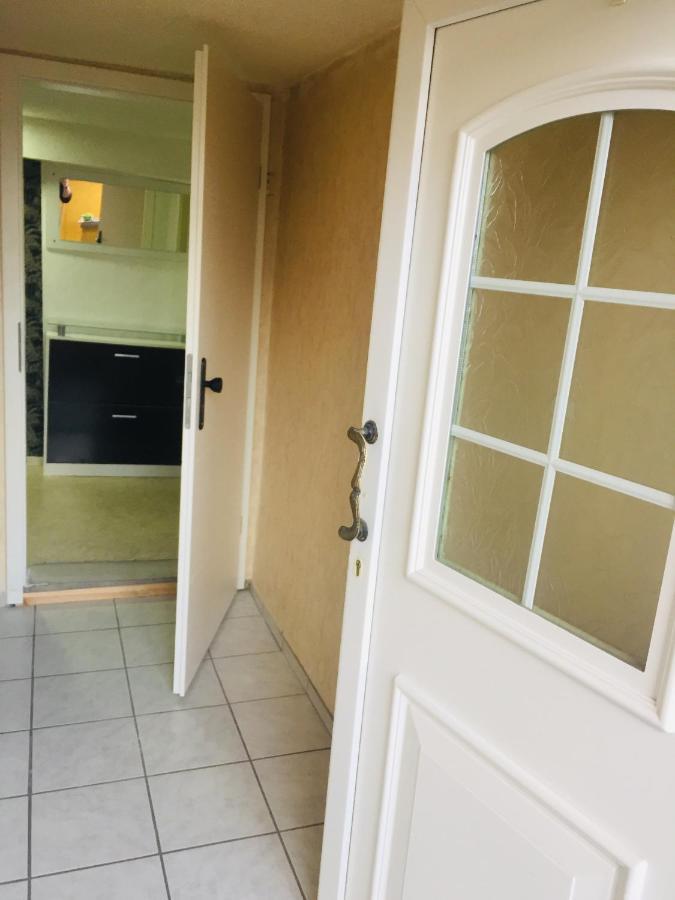 Monteurwohnung, 2 Zimmer, Kueche,Bad Staufenberg  Dış mekan fotoğraf